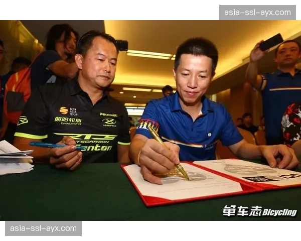 彪马成为里昂俱乐部新赛季装备赞助商，签约五年